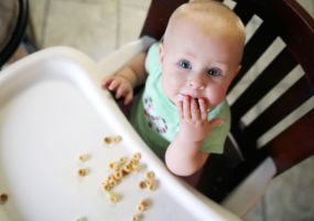 Myths about feeding the baby
